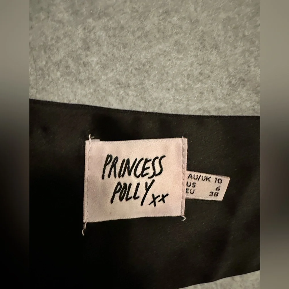 Princess Polly black cowl neck open back crop top size 6 - Picture 6 of 8